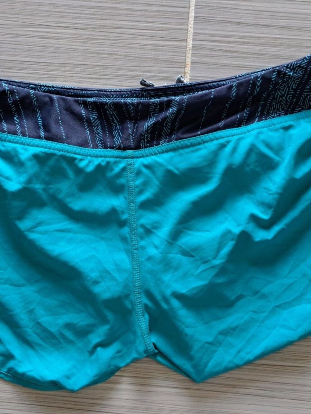 Patagonia Womens Strider Running Shorts Size XS 3" Blue Teal Patterned Waistband - Picture 14 of 14